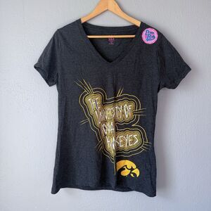 New University Of Iowa Hawkeyes T-Shirt L Gray Women’s Junior